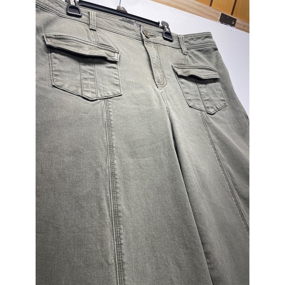 1822 Denim Women Olive Green Wide Leg Cargo Pants Size 14/32 - Picture 10 of 13